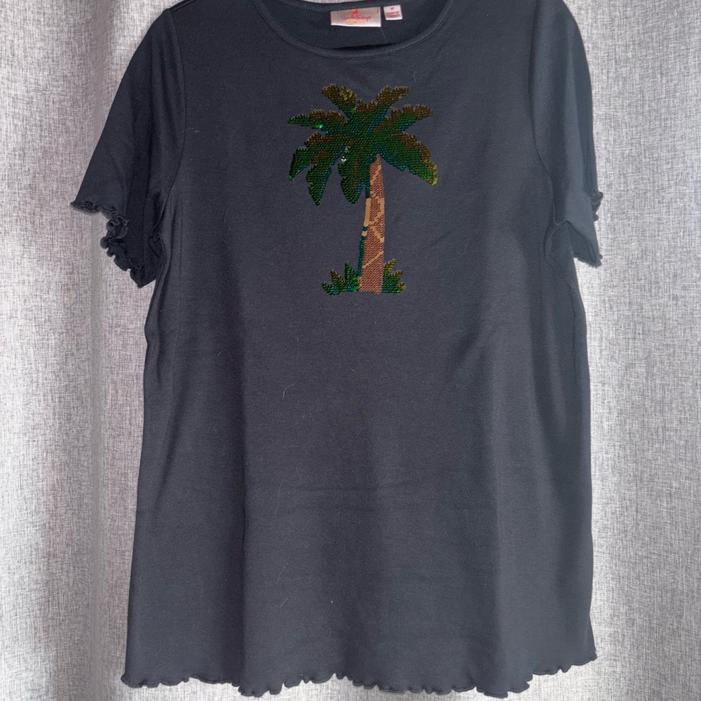 Quacker Factory Gray Tee with Sequin Palm Design